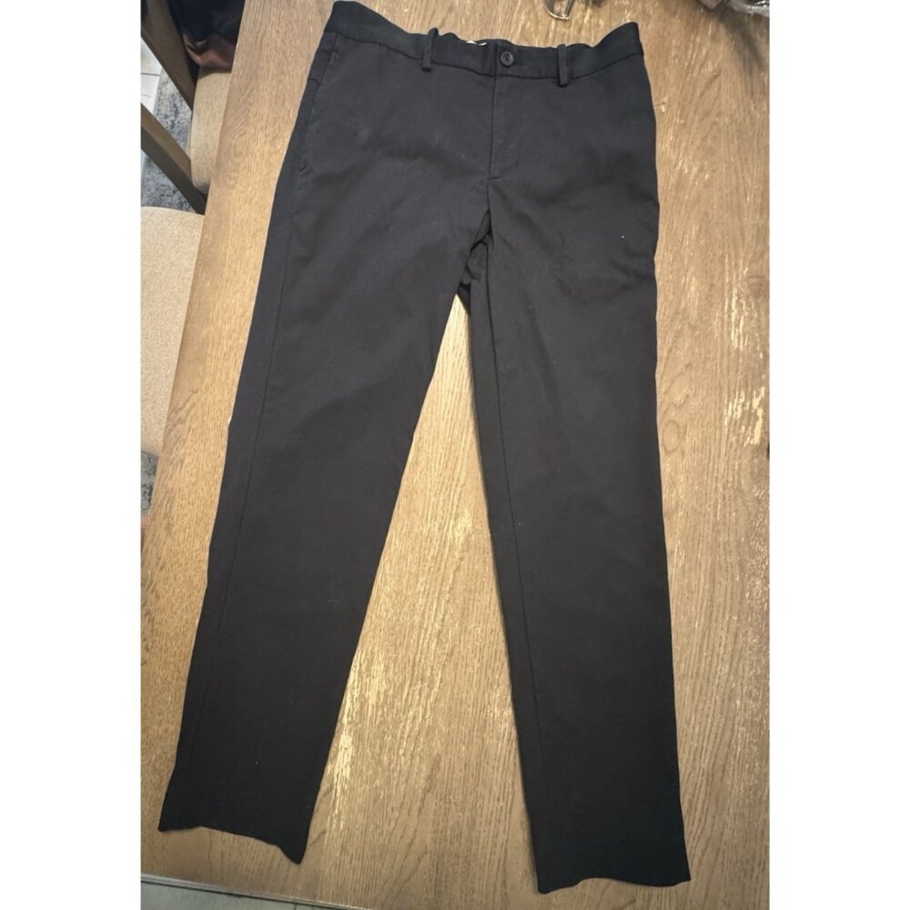 Vince. Men's Black Griffith Chino Pants Size 32 Minimalist Quiet Luxury Cotton